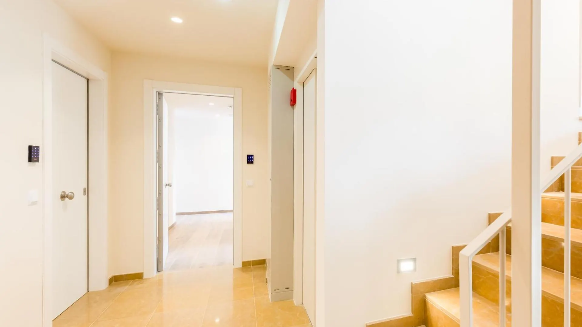 Can Cintet 21Nuevo Apartamento Moderno En Besalú 0*,