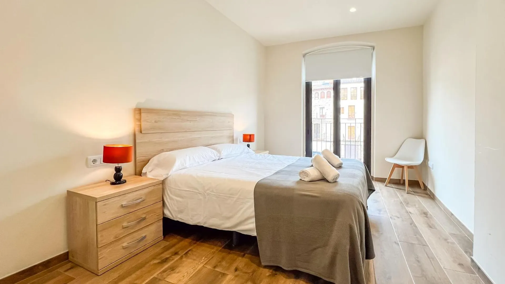 Can Cintet 21Nuevo Apartamento Moderno En Besalú España