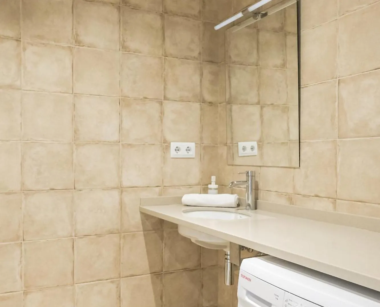 Can Cintet 21Nuevo Apartamento Moderno En Besalú