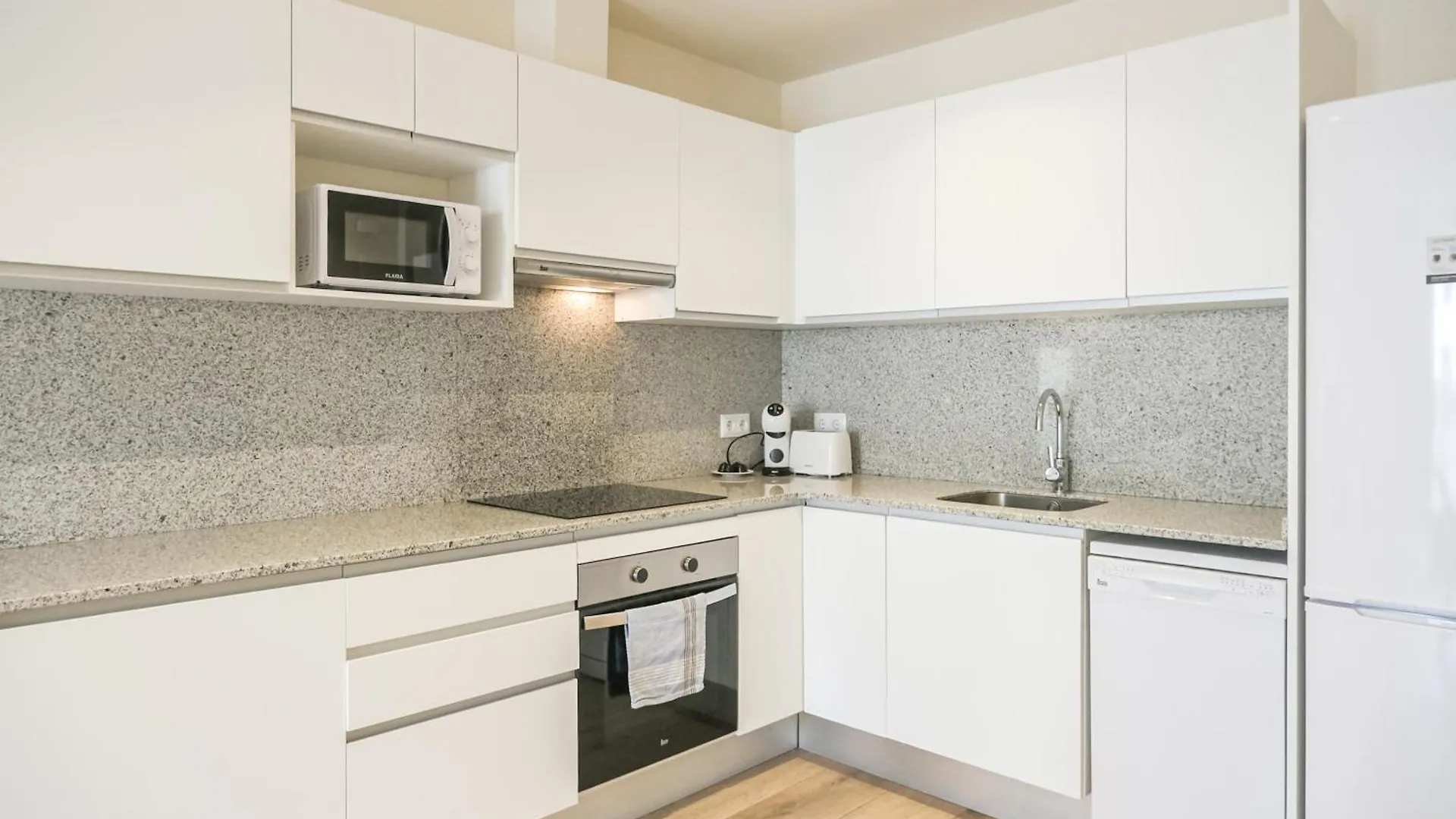 Can Cintet 21Nuevo Apartamento Moderno En Besalú